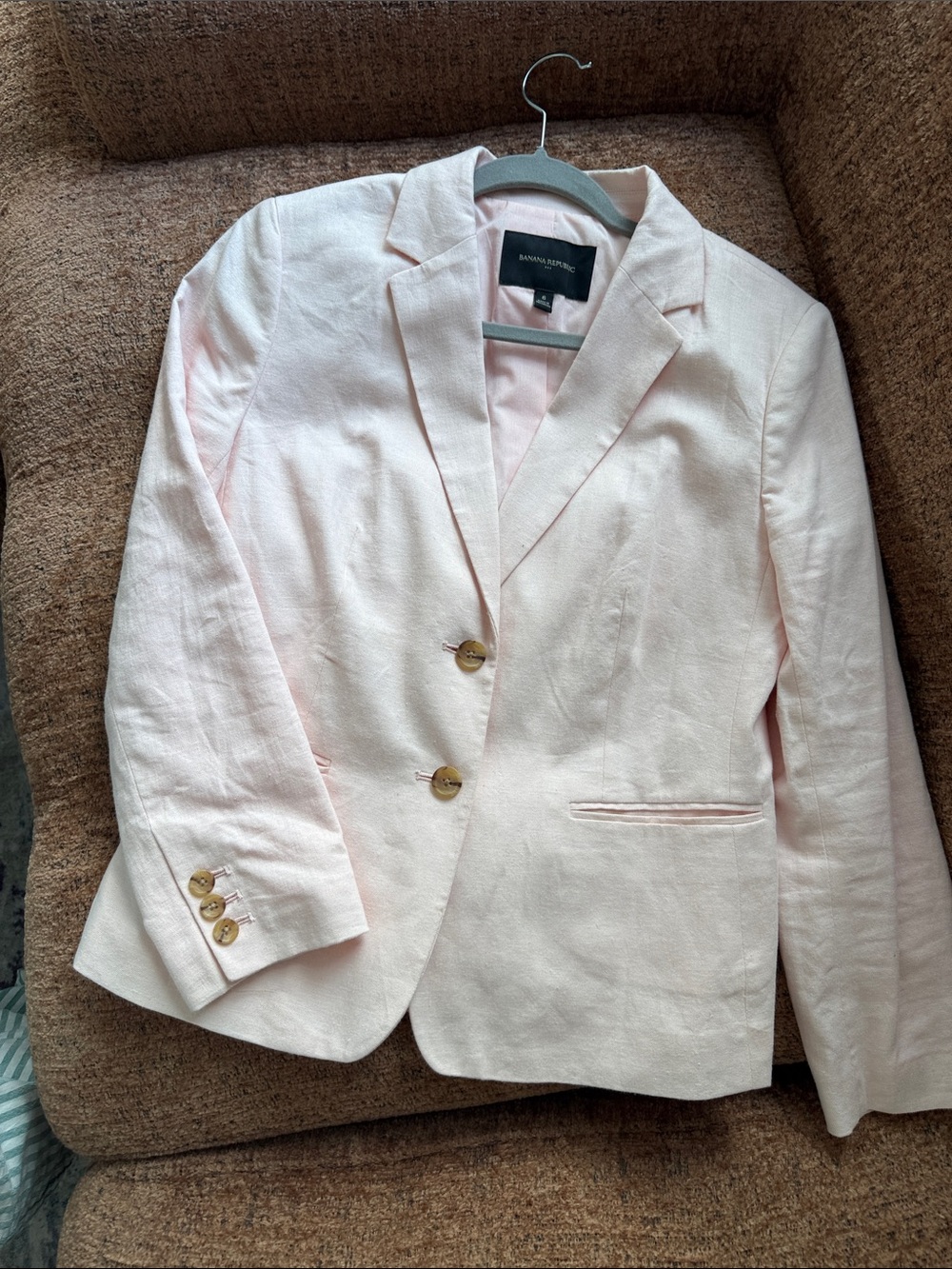 Banana Republic Pale Pink Linen-Blend Two-Button Blazer
